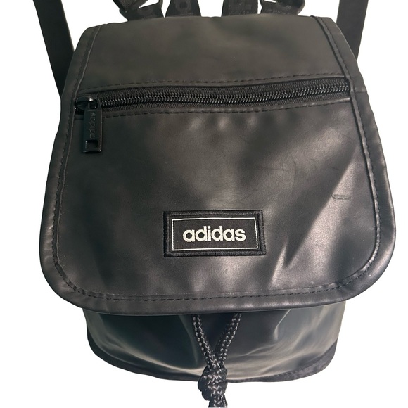 Vintage Adidas Classic Black Backpack Three Stripe Lite - Picture 2 of 8